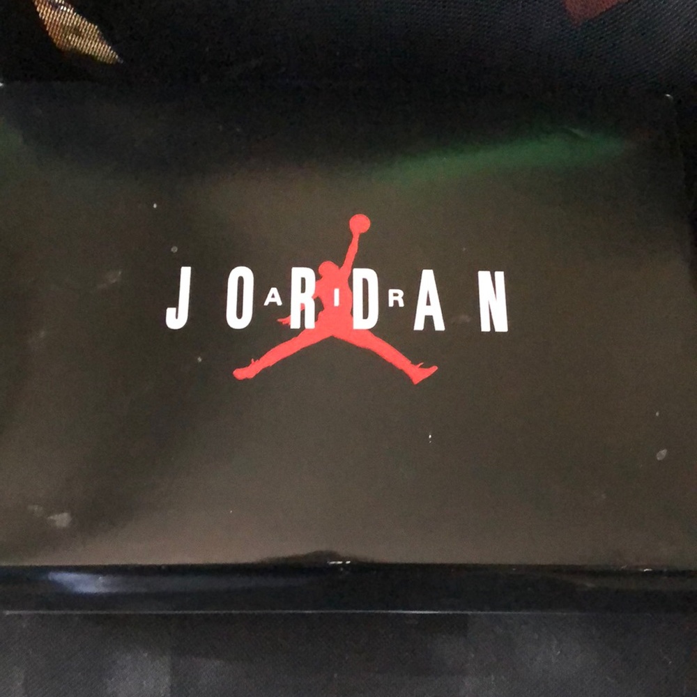 Air Jordan 9 Retro